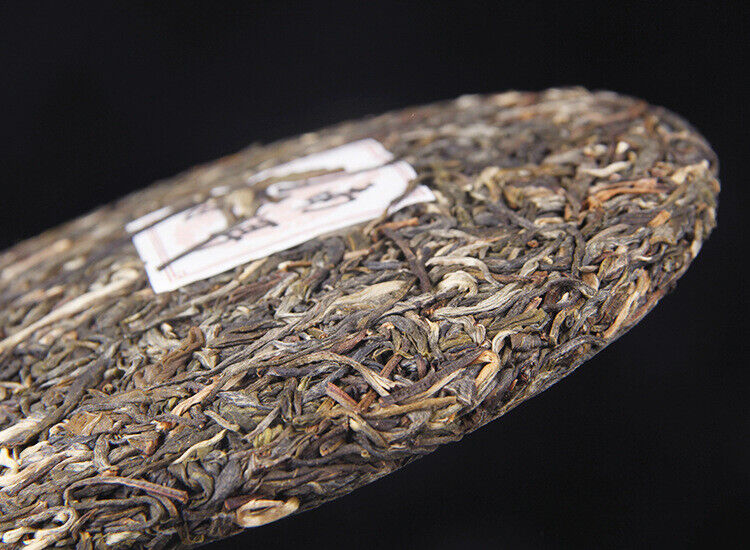 Pu-erh Tea Leaves Yunnan Pu-erh Tea Raw Tea Cake Old Tree Pu-erh