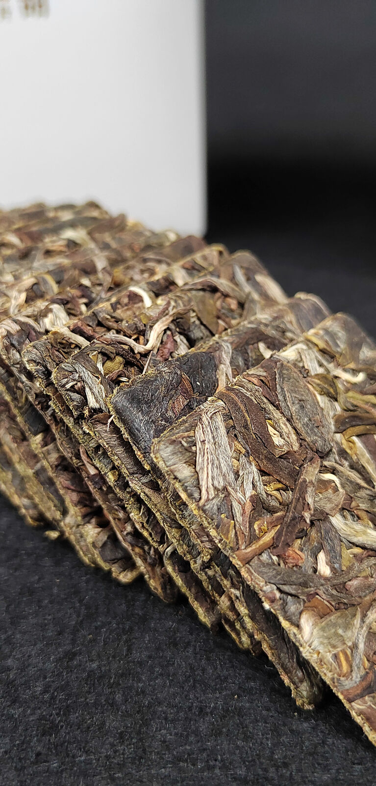 250g Pu'er Thin Sliced Tea Iceland Banzhang Yiwu Square Brick Tea White Pu'er