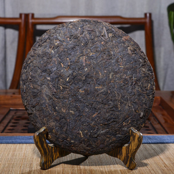 357g  Imperial Seal Cooked Tea Yunnan Pu'er Tea Big Leaf Tea Cake