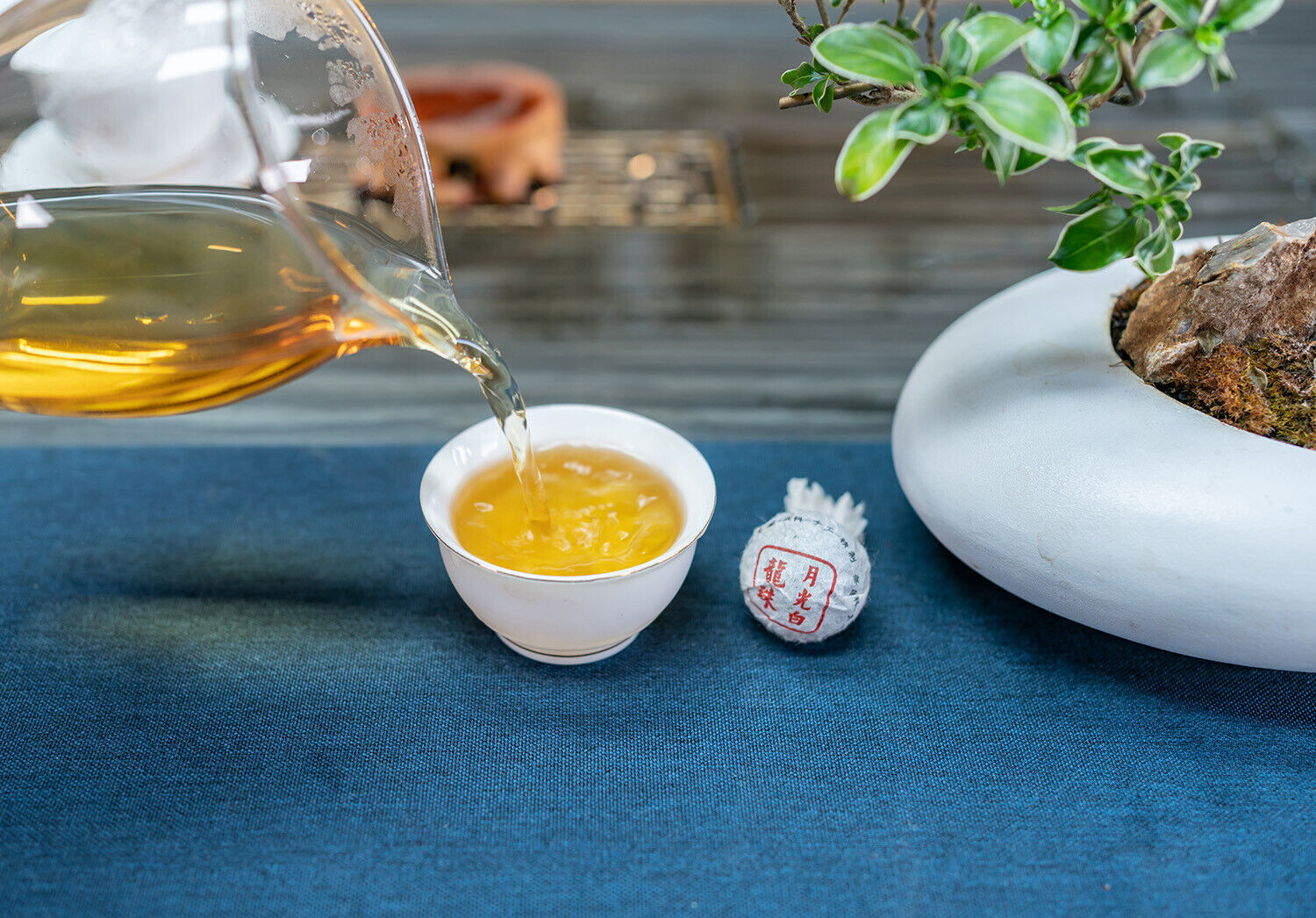 500G Yunnan White Tea Moonlight White Dragon Pearl Spherical Handcrafted