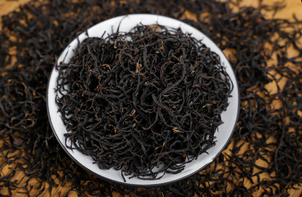 Wuyi Organic Black Red Tea Warm Stomach Tea 250g Premium Lapsang Souchong Tea