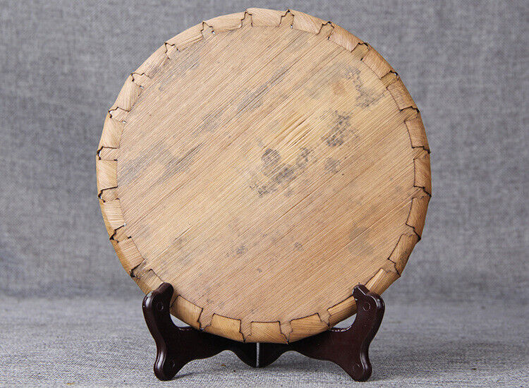 357g Ancient Tree Pu'er Tea Raw Tea Bamboo Leaves Icelandic Raw Tea Cake