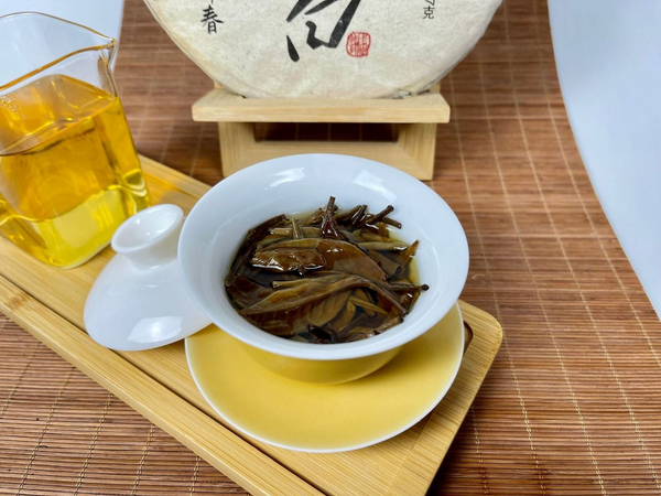 Yunnan Moonlight White Tea Cake White Pfingstrose 357g