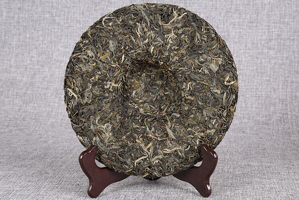 Yunnan Pu'er Tea 357g Icelandic Ancient Tree Raw Tea Cake