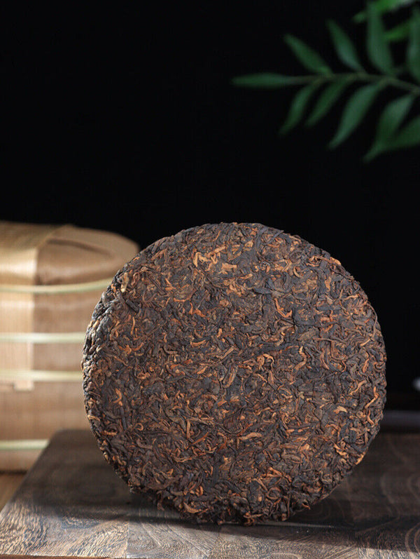 Yunnan Pu'er Tea Leaves Yiwu Golden Bud 357g Ripe Tea Cake