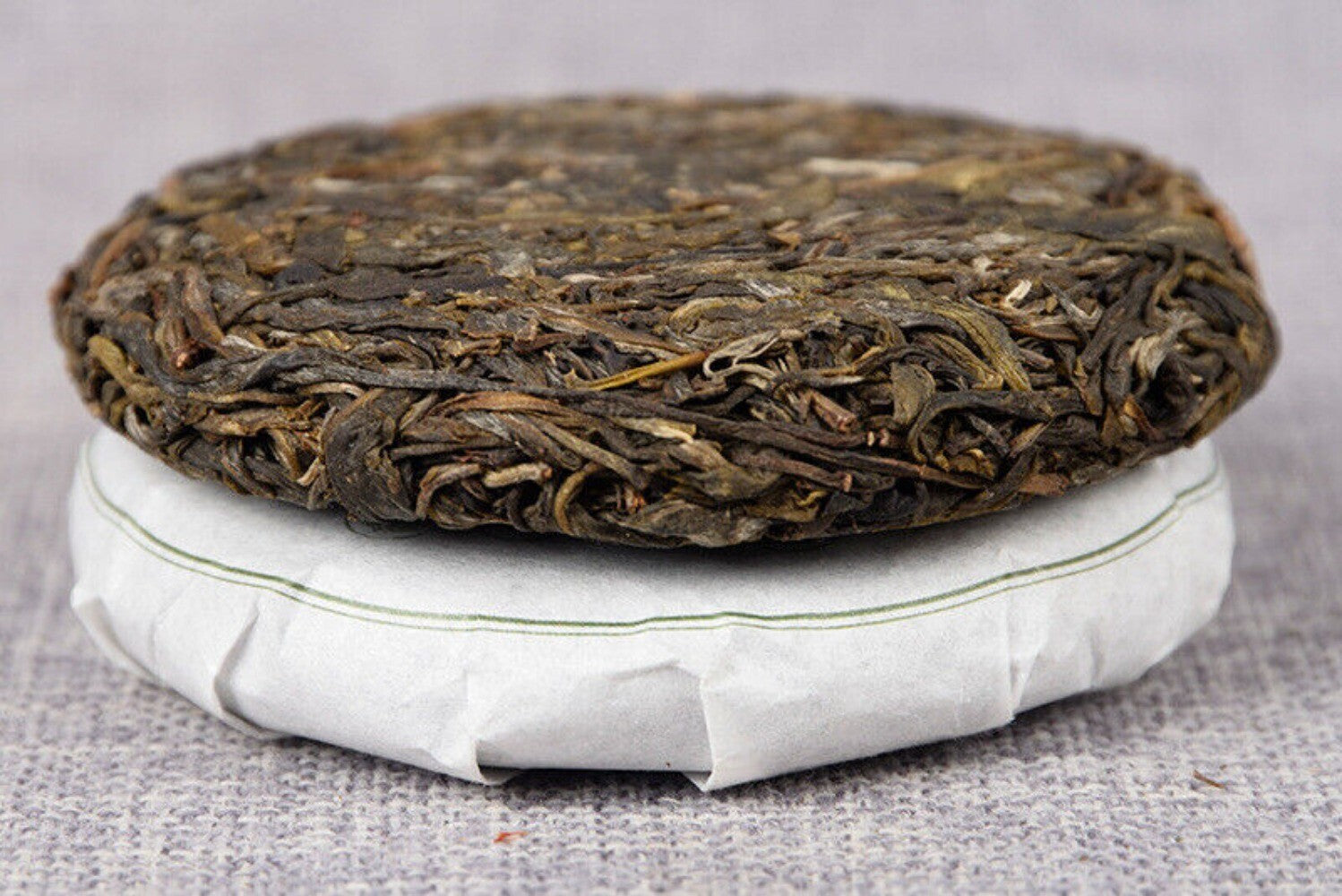 Yiwu Ancient Tree Raw Puerh Cake 100g Yunnan Sheng Cha Premium