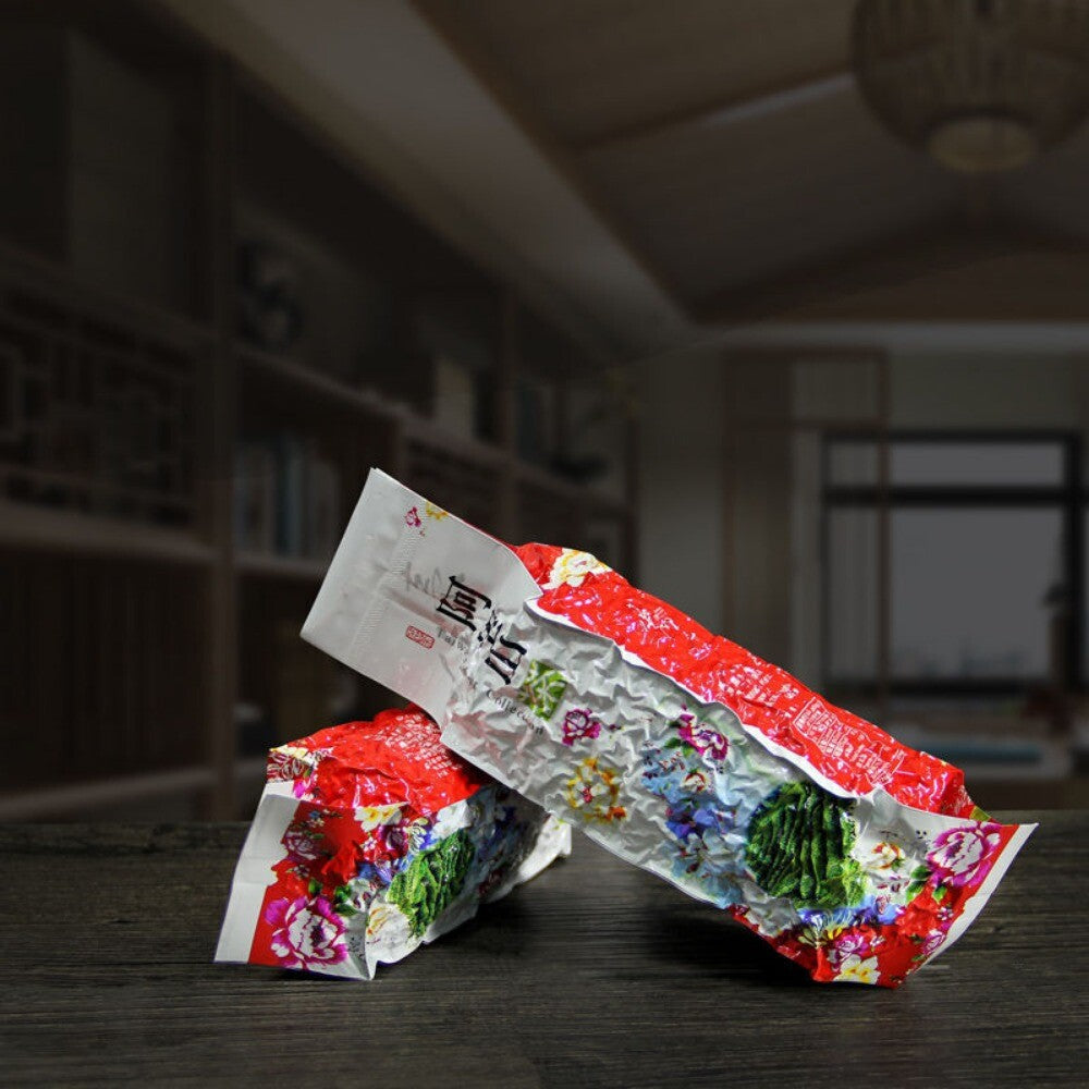Premium Charcoal Roasted Tie Guan Yin Oolong Tea Gift Box Alishan High Mountain