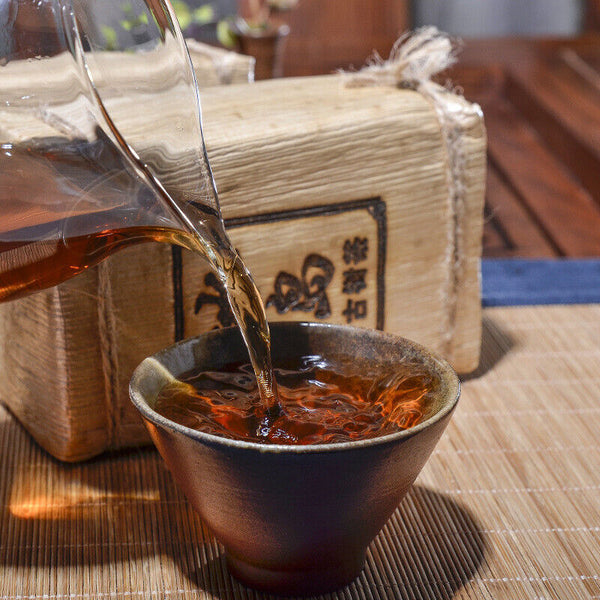 cooked tea brick tea Icelandic ancient tree cooked tea brick 500g Pu'er tea