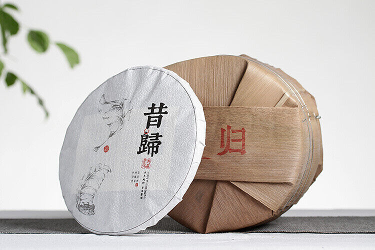 357g Yunnan Pu'er Tea Xigui (White Cotton) Ming Pre-Spring Seven Seed Cake Tea