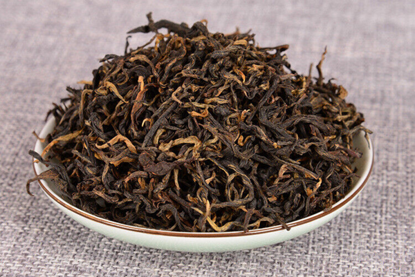Yunnan Fengqing Black Tea Two Leaves Mao Feng Dian Hong Kung Fu Black Tea 500g