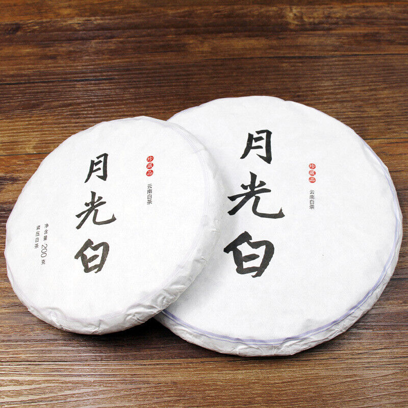 Yunnan Aged Pu'er Green Tea Healthy Drink 200g Moonlight White Pu-Erh Tea Cake