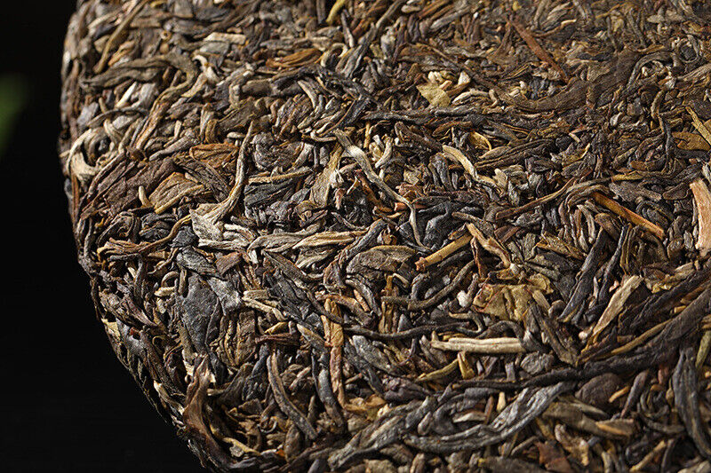 Yunnan Pu'er Tea Yiwu Ancient Tree 357g Pu'er Raw Tea Cake with Orchid Aroma
