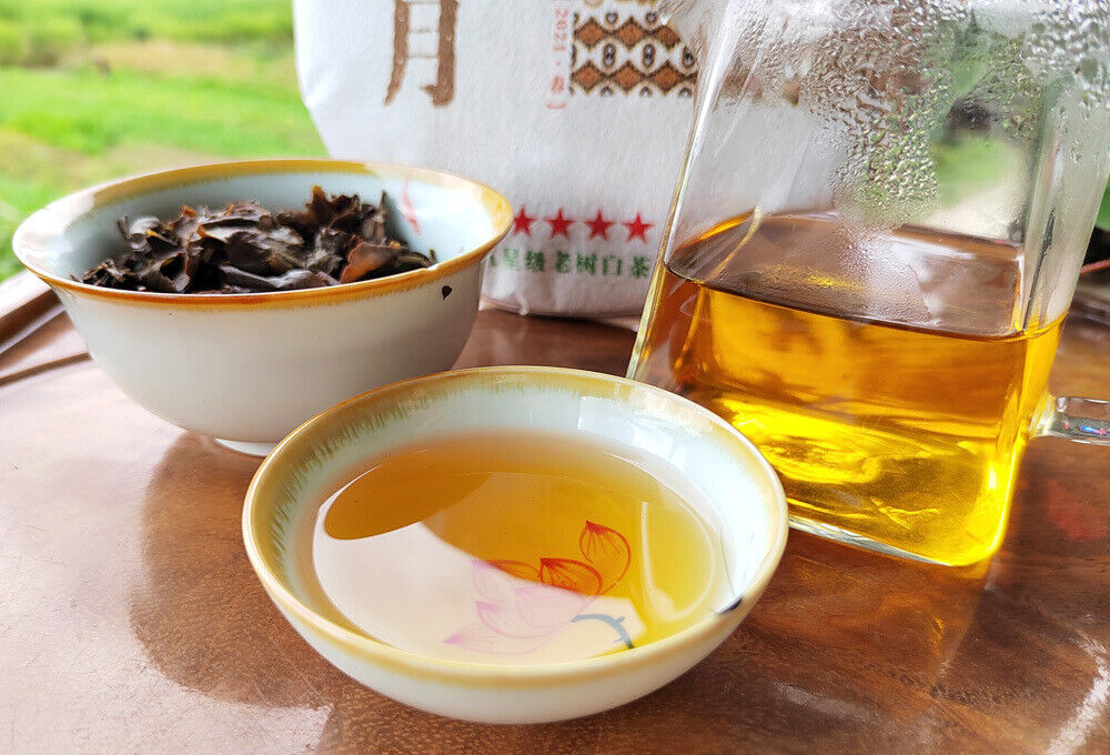 White Tea Pu'er Tea Old Tree White Tea Cake 300g