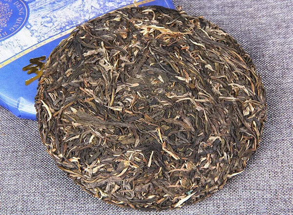 Chinese Famous Raw Puerh Tea Cake Ge Deng Qing Bing Yunnan Qi Zi Bing Cha 357g
