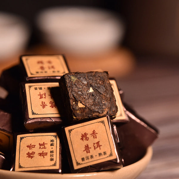Yunnan Pu'er glutinous rice fragrant leaves mini cuo tea small square brick  tea