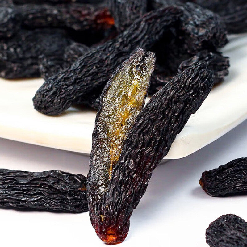 Chinese Large Sapphire Raisins 100g Seedless Black Grape Sun Dried