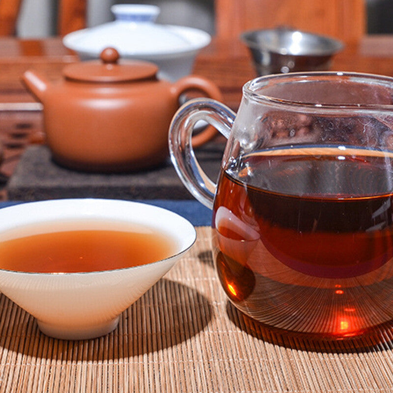 357g  Imperial Seal Cooked Tea Yunnan Pu'er Tea Big Leaf Tea Cake