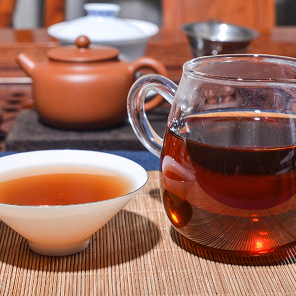 357g  Imperial Seal Cooked Tea Yunnan Pu'er Tea Big Leaf Tea Cake