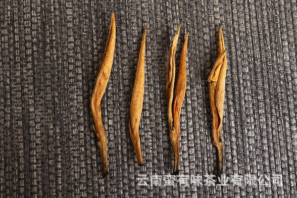 500g Yunnan Yunnan black tea Fengqing big gold needle honey golden needle tea