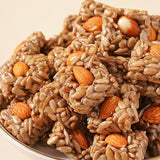 High quality papaya seeds crispy nuts and popular leisure snacks on the internet