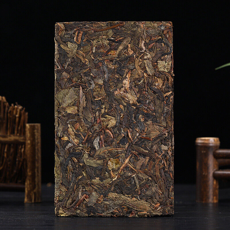 1kg Yunnan Pu'er Icelandic Ancient Tree Golden Leaf Pu'er Raw Brick Tea