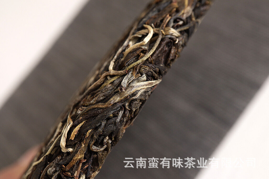 357g Yunnan Pu'er Tea Lao Ban Zhang Cake Tea (Green) Yunnan Seven Cakes