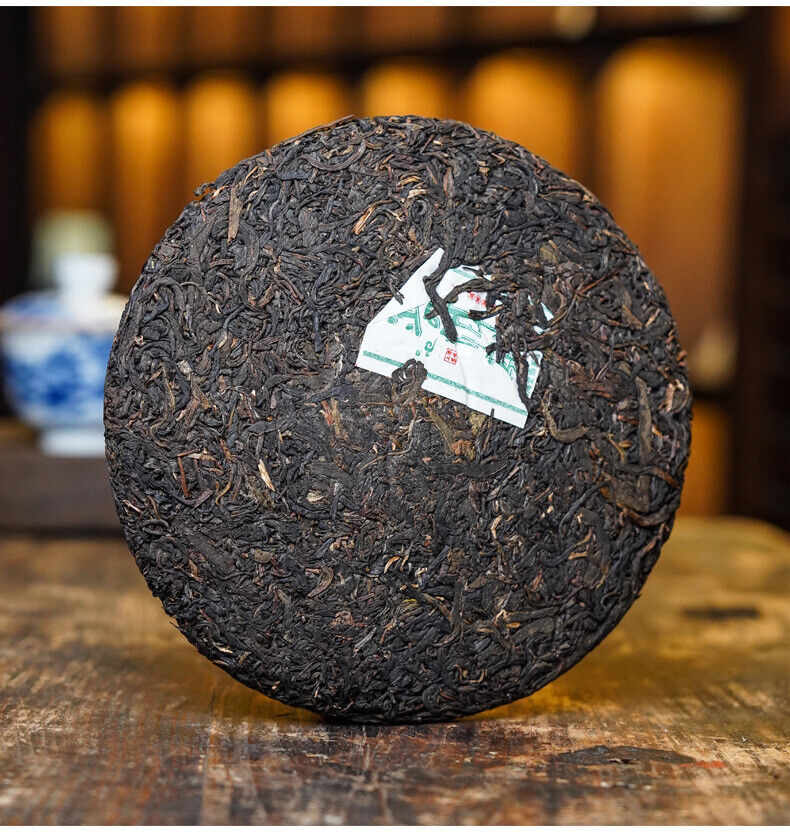 357g Puerh Raw Tea Cake Menghai Raw Tea Cake Yunnan Pu'er Tea