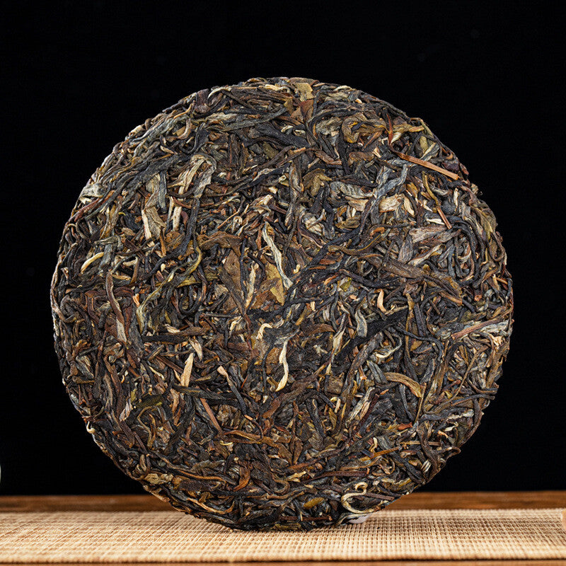 357g Yunnan Menghai Pu'er Raw Tea Brown Mountain Qizi Cake Ancient Tree Tea Secondary image