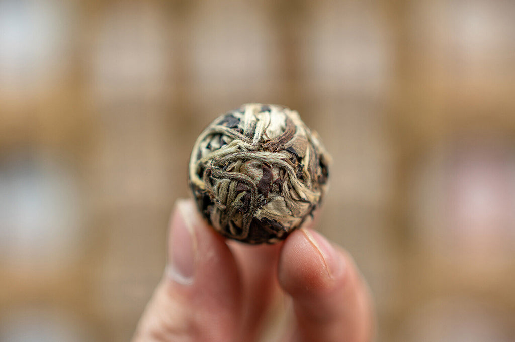 500G Yunnan White Tea Moonlight White Dragon Pearl Spherical Handcrafted