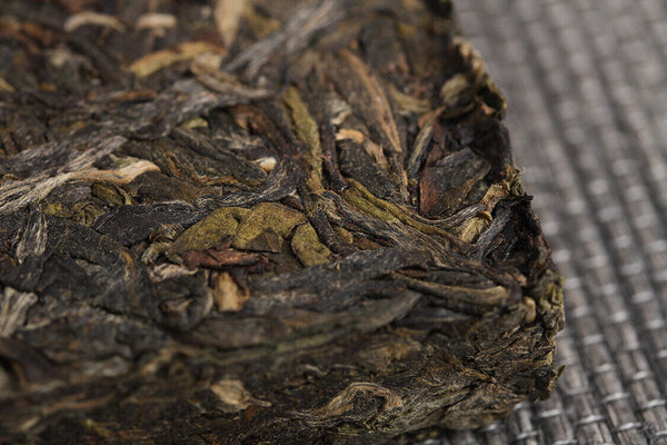 200g Yunnan Pu'er Tea Bulang Spring Tip Pu'er Raw Brick Pre-Mingling Spring Tea