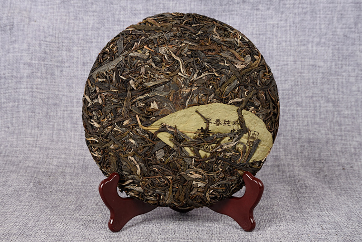 357g Yunnan Xigui raw cakes seven cakes tea first spring raw tea ancient tea