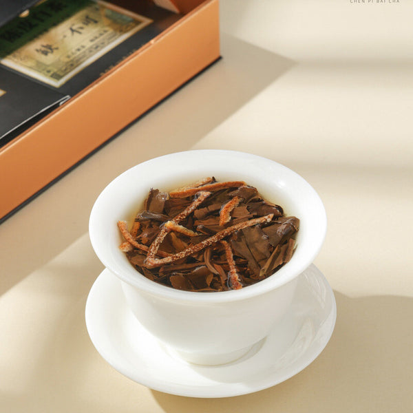 Fuding White Tea 2018 Gongmei Old White Tea Chenpi White Tea 180g