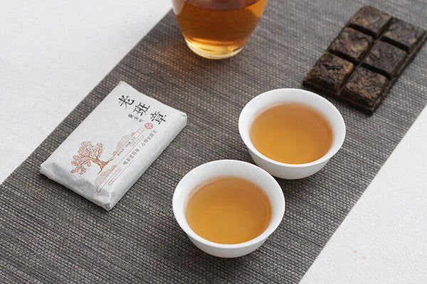50g Yunnan Pu'er Tea Lao Banzhang Golden Leaf Raw Brick Raw Tea Aged Pu'er Tea