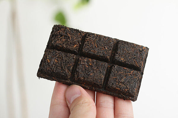 50g Yunnan Pu'er Icelandic Mellow Old Tree Ripe Chocolate Tea Brick Spring Tea