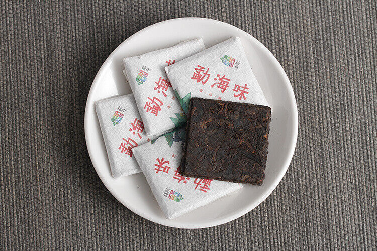 500G Yunnan Pu'er Tea Menghai Flavor Small Square Brick 8g Ripe Tea