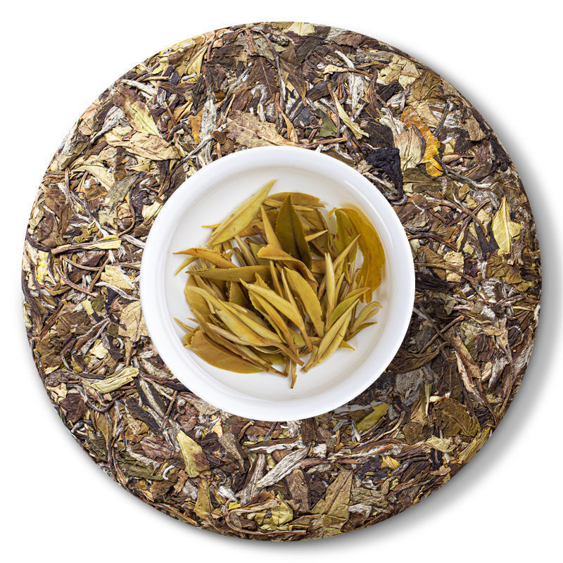 5-year-old White Tea Old GongMei Natural Sun-dried Tea Tribute Eyebrow Tea Cake Secondary image