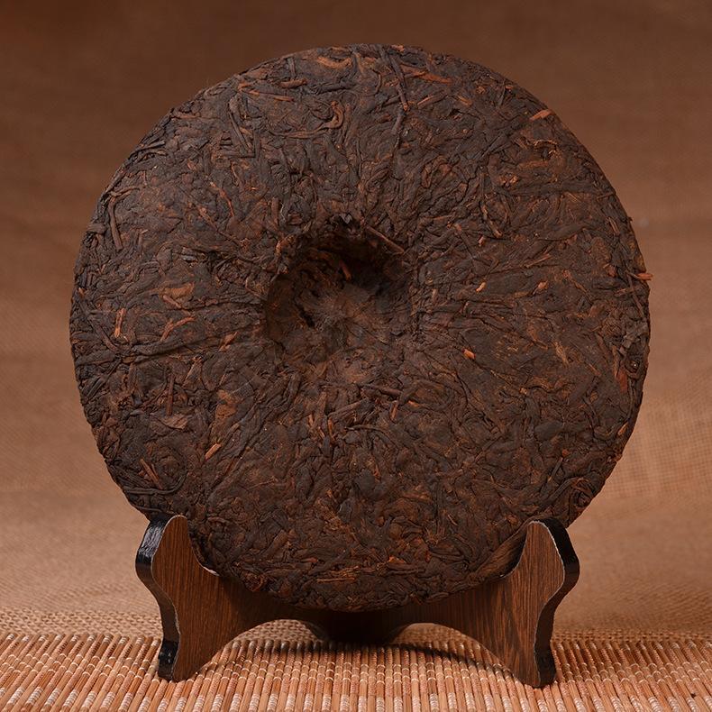 357g Wild-Harvested Yunnan Chinese Pu-erh Tea Cake: Ripened and Healthy Secondary image