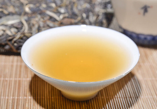 Yunnan Pu'er Raw Tea Cake 357g Pu'er Tea Cake Healthy Drink