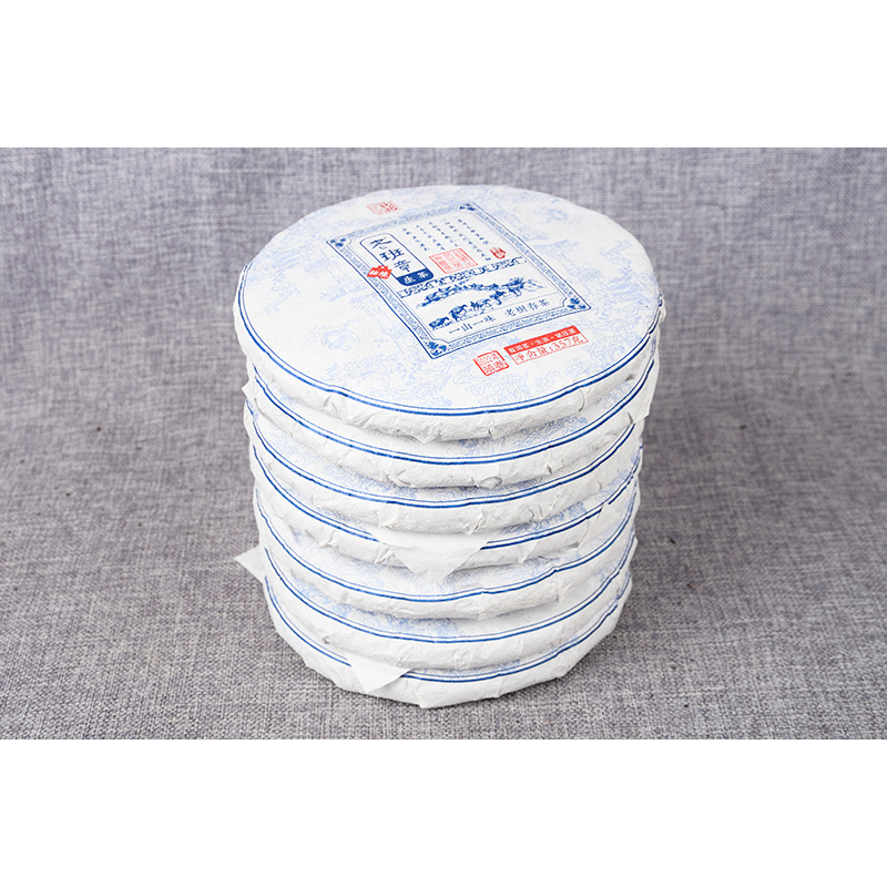 Yunnan Tea Old Banzhang Cake Pu'er Tea Tea Health Care Gift Tea 357g