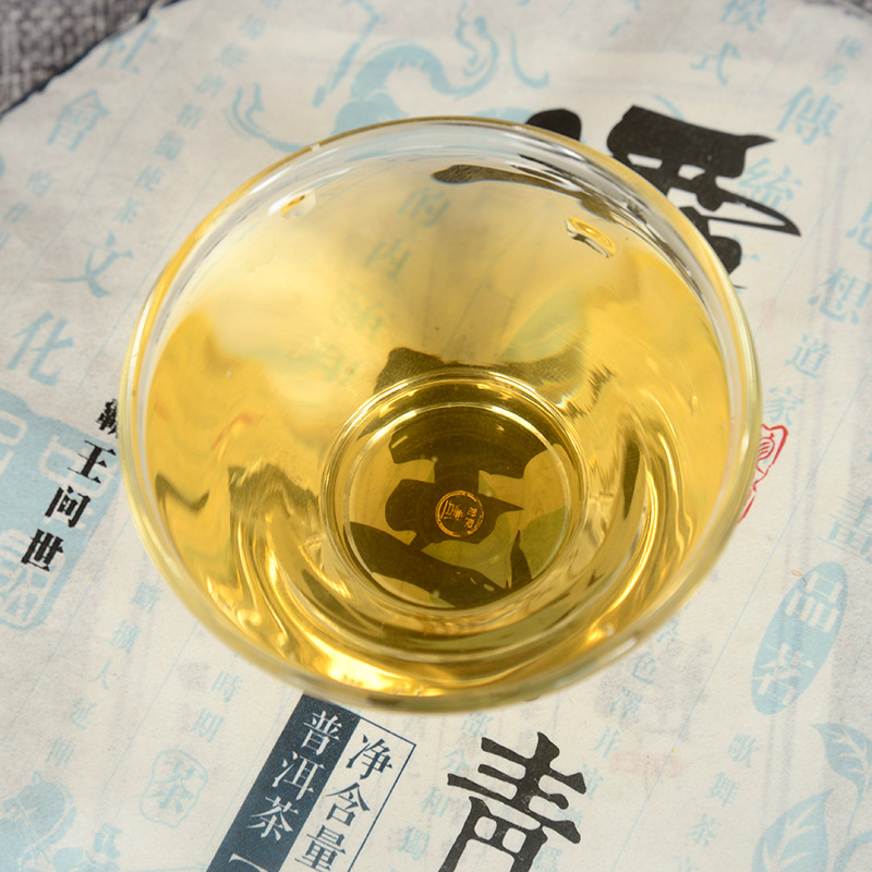 Overlord Green Cake Menghai Ancient Tree Tea  Pu'er Tea Tea 357g/12.59oz