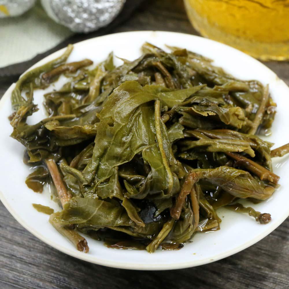 Yi Wu Big Tree“Dragon Ball”Mini Raw Puer Tuocha,2017 Chinese Sheng Puer Tea 50g