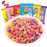 120 packs of nostalgic candy mixed with fruity and sour gummies