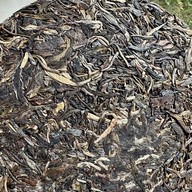 Yunnan Menghai Tea King Puerh Raw Tea Cake Changrui Grade 357g Raw Pu-erh Tea