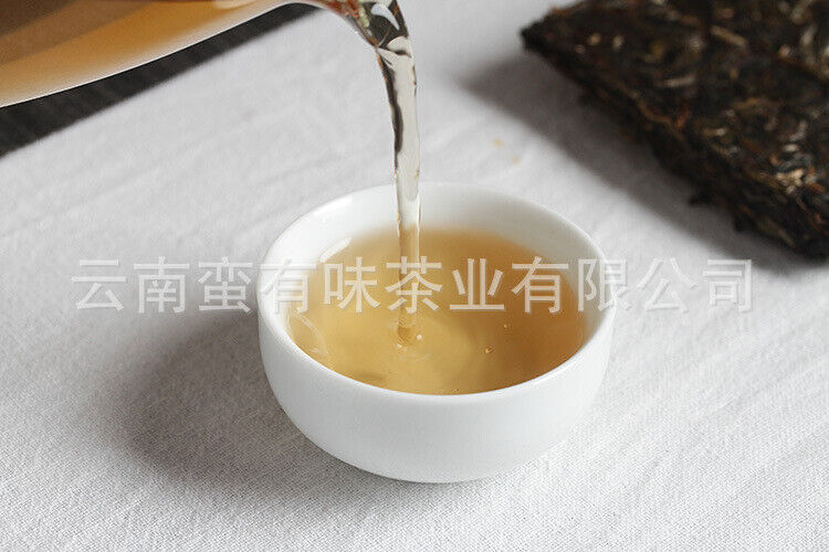 Yunnan Pu'er Tea Pu'er Square Brick Raw Tea Organic Healthy Tea 100g