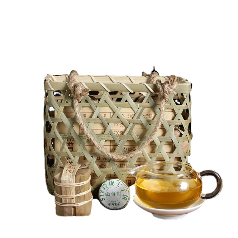 672g Linglong Seven Cakes Raw Tea Yunnan Pu'er Tea Menghai 8g Mini Small Cakes Main image