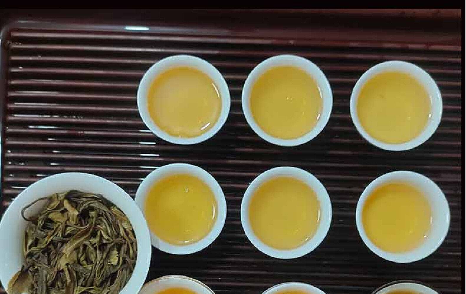 Yunnan Tea Python Turnip Raw Tea Ancient Tree Pu-erh Tea 357g Cake Tea