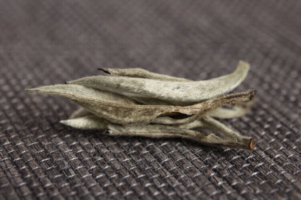 500g Puerh Tea Raw Tea White Hair Silver Needle Single Bud White Tea Loose Tea