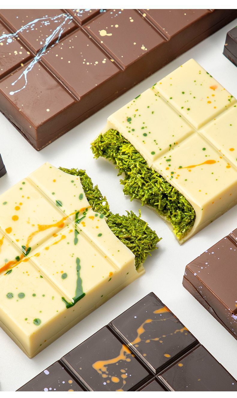 Dubai Style Pistachio Sandwich Chocolate