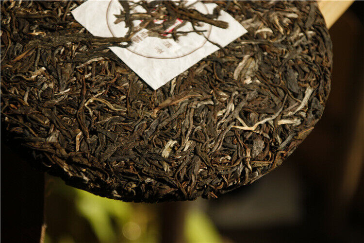 357g Pu-erh Raw Tea Old Panzhang Brown Mountain Yunnan Seven Cakes Hand Pressed