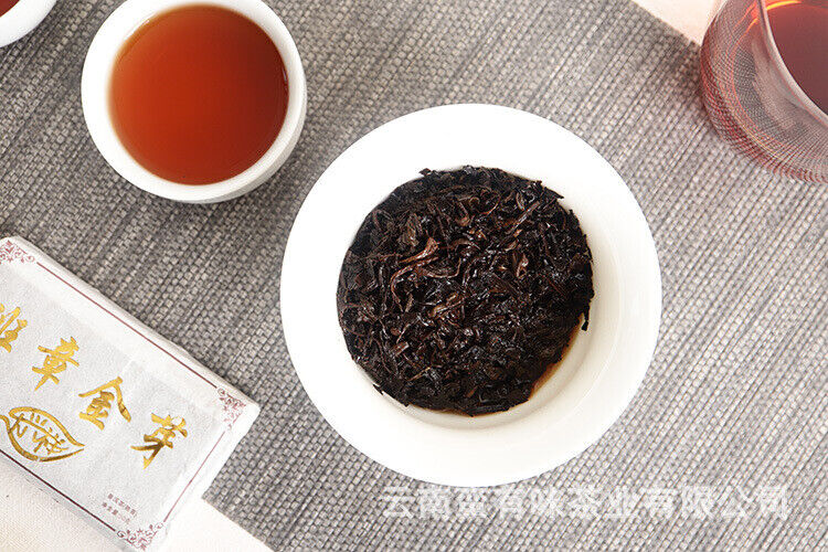 50g Yunnan Pu'er Tea LeXingXiang Banzhang Golden Bud Brick Aged Palace Ripe Tea